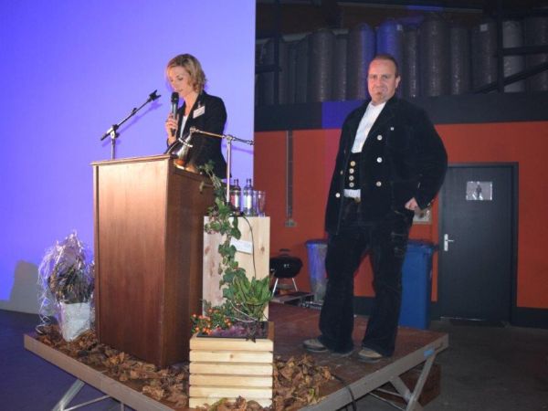 Aweiung Goebel 22 Aweiung Goebel 22