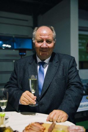 Aweiung Goebel 131 Aweiung Goebel 131