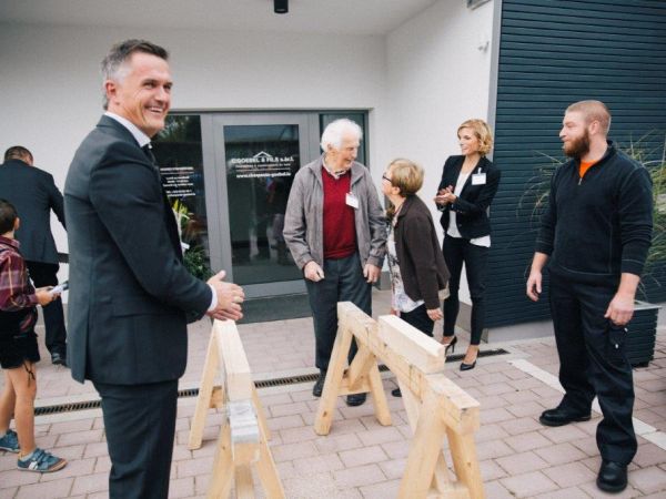 Aweiung Goebel 57 Aweiung Goebel 57